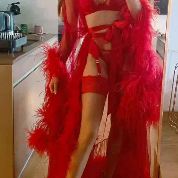 Arielle - Bizarr Fetisch Massage Nurumassage - Bild 3 / 10