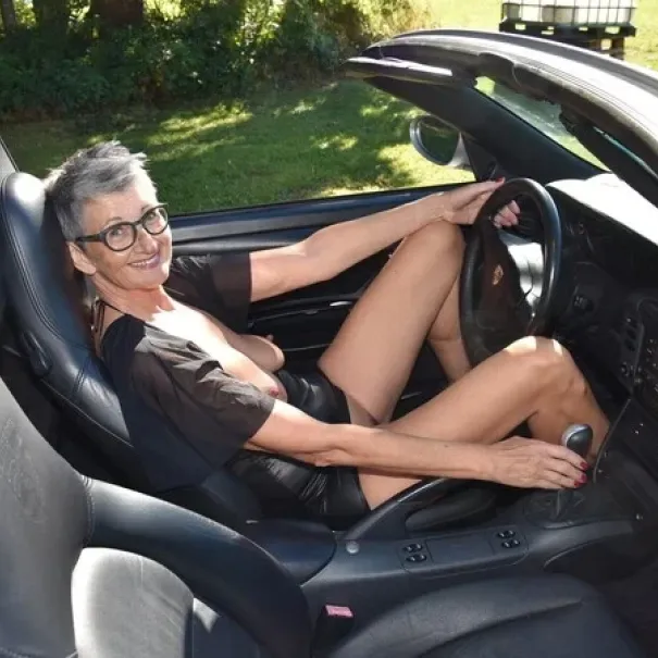 German Claudi Dauergeil - 22 bis 27.9!  Claudi is Back Reife Natursprung Versaute 8636 Wald Jonastrasse 2 - Bild 1 / 6