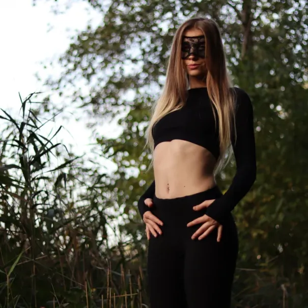 Jetzt LIVE - Gratis Sexcam mit mbcaanna! - Bild 1 / 1