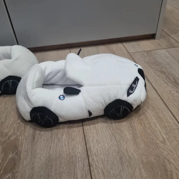 BMW Hausschuhe Für Die Pole Position Zuhause 🚗🏁 - Bild 2 / 3