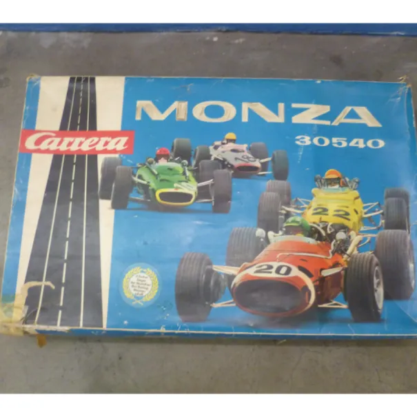 CARRERA MONZA Autorennbahn 30540 ohne Autos inkl. Rennregler inkl. Trafo - Bild 2 / 9