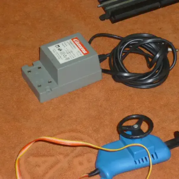 Carrera Servo Schienen 35 Teile Sammler - Bild 4 / 6