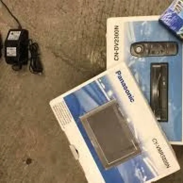 CNDV 2300N DVD Navigations Rechner Neu  Panasonic - Bild 3 / 13