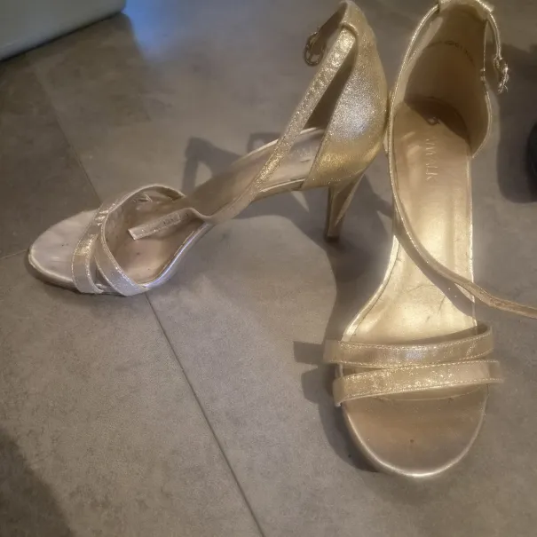 Damen Schuhe - Bild 1 / 7
