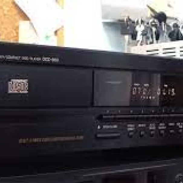 DENON DCD 860 Black CD Player black 20 Bit 8 Times Over - Bild 2 / 9