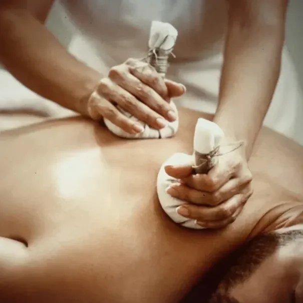 Sinnliche Massagen & MEHR 10h bis 22.30h - Erotische,  sinnliche Massagen privat, diskret - Bild 6 / 6