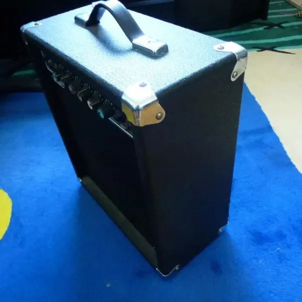 EKO  Gitarren Verstärker K 300R - Bild 3 / 9