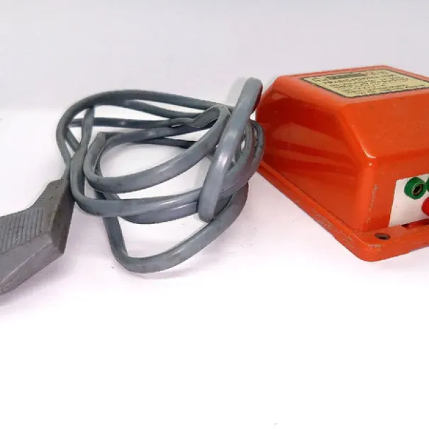 Faller Trafo rot Modell: 6015 Typ 105 - Bild 2 / 11