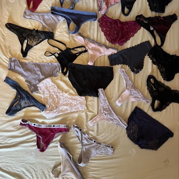 Flurinas Überraschungshöschen – getragener Slip mit Spuren - Bild 5 / 6