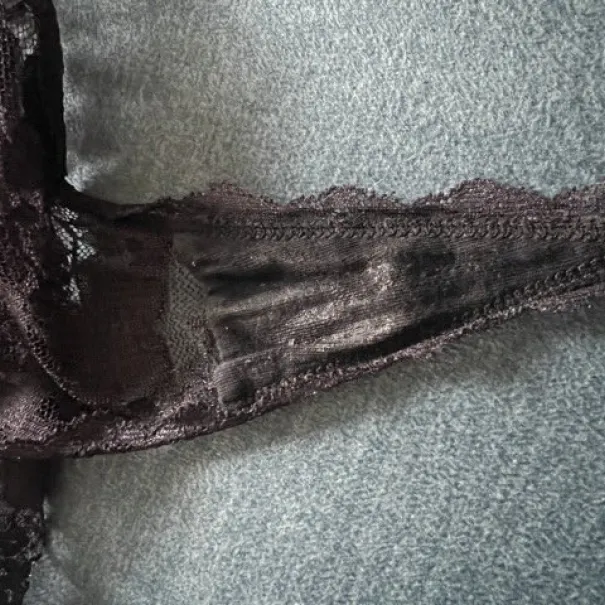 Flurinas Überraschungshöschen – getragener Slip mit Spuren - Bild 6 / 6