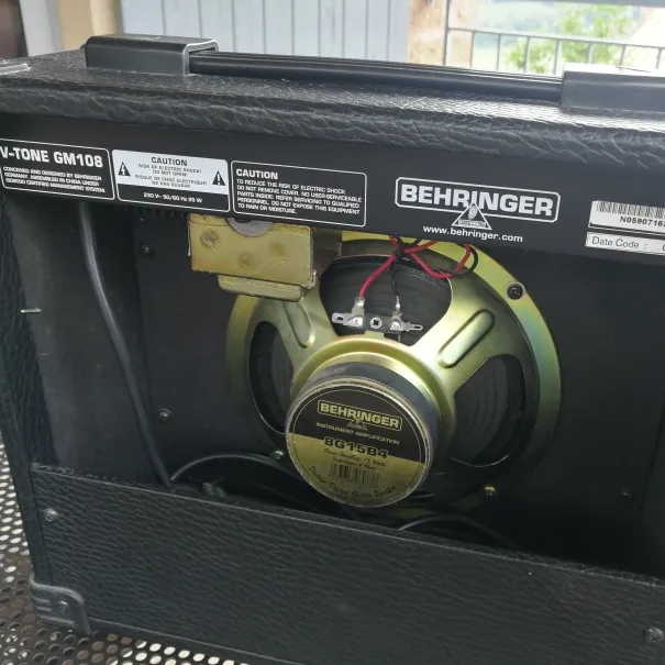 GITARREN Verstärker    V-TONE GM108 - Bild 3 / 10