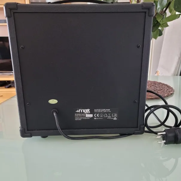 Gitarren Verstärker 40 Watt Power Neuwertig - Bild 2 / 10
