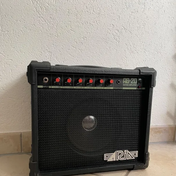 Gitarrenverstärker ARIA AG 20    Modell: AG 20 - Bild 6 / 11