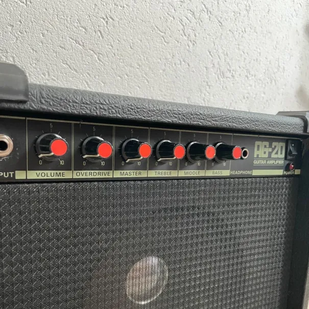 Gitarrenverstärker ARIA AG 20    Modell: AG 20 - Bild 3 / 11