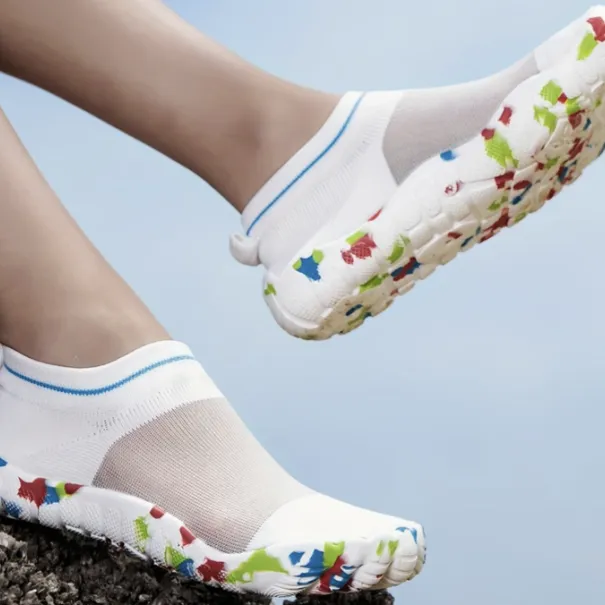 Gr. 40 weisse, schnelltrocknende Badeschuhe - Bild 2 / 2