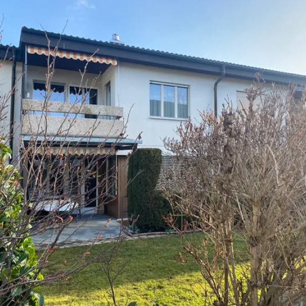 Haus in guter Lage in Ostermundingen / Schweiz - Bild 1 / 7