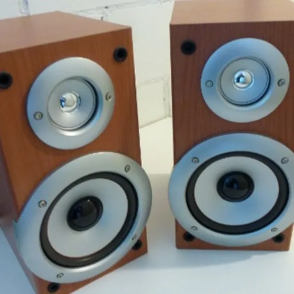 Hifi Lautsprecher Boxen edles Design Neuwertig 30 Watt Power - Bild 1 / 11