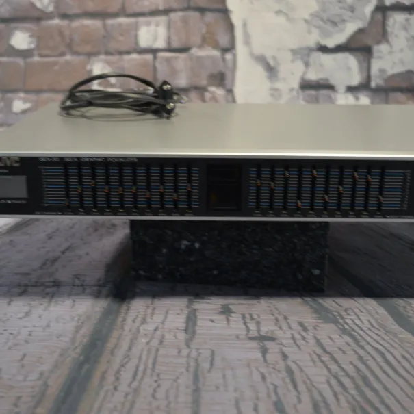 JVC SEA - 33 Equalizer Hifi Audio Cinque Anschlüssen Din - Bild 1 / 13