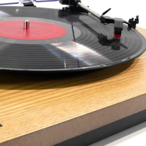 Max LP ist ein All-In-One Schallplattenspieler - Bild 2 / 12