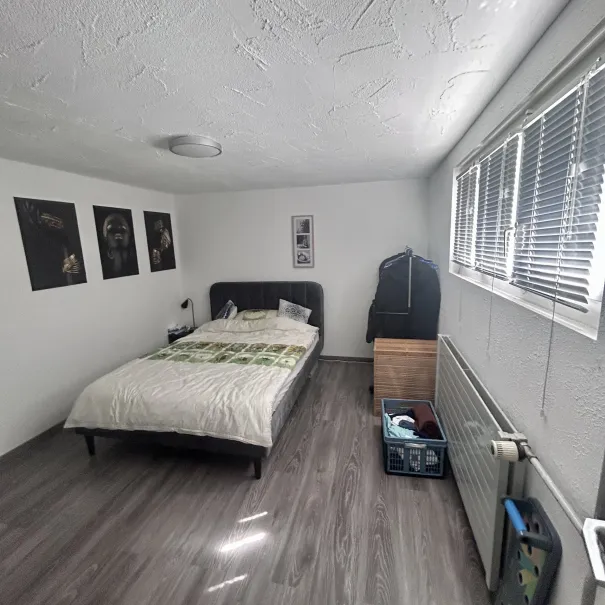Moderne 2.5 Zimmer-Wohnung in Corgémont ab 1.12.26 - Bild 7 / 11