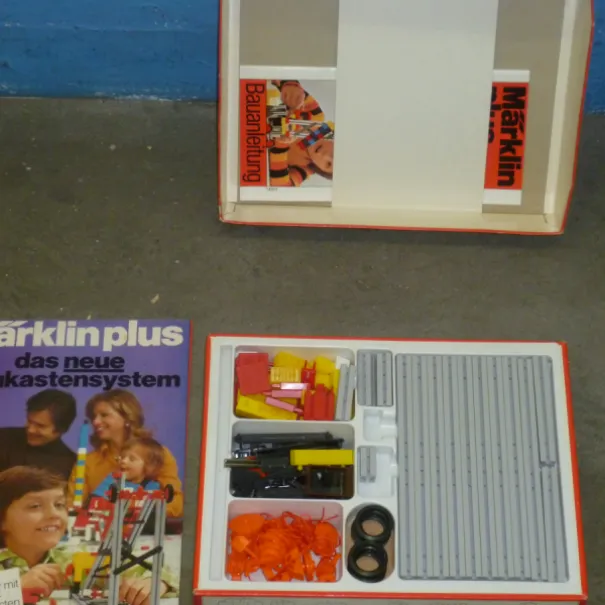 MÄRKLIN PLUS B 9100 Bausatz Kinder ab 8 Jahren - Bild 1 / 9