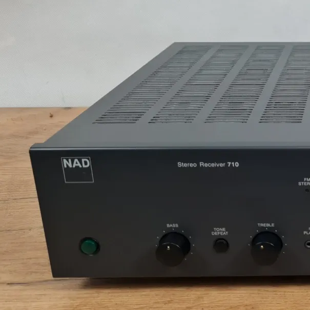 NAD - RECEIVER - 710 Stereo AM FM Leistungsbeschreibung Endstufen-Sektion - Bild 1 / 6