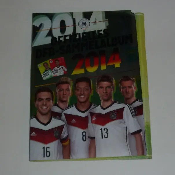 Offizielles DFB-Sammelalbum 2014 - Bild 1 / 2
