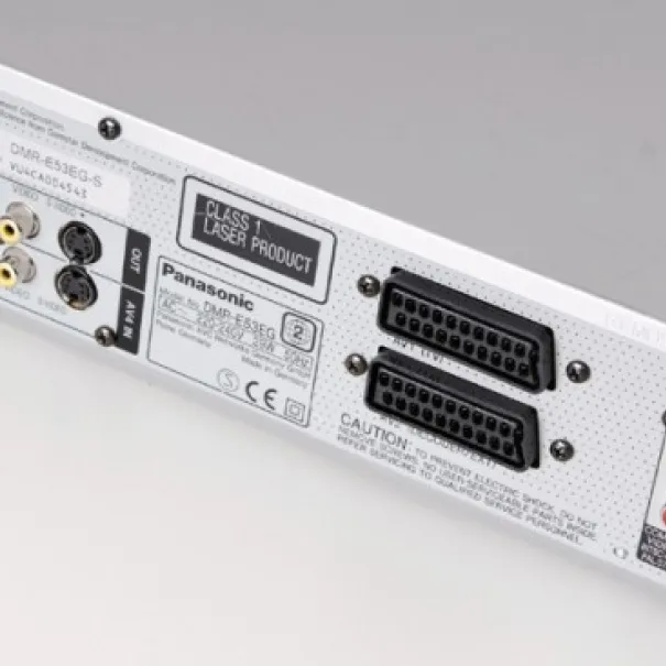 PANASONIC DMR EH 53 EC-S silber HDMI - SCART 160GB Festplatte  DivX SVCD JPEG, CD-R RW, MP3 HDMI 1080p, USB 2.0 silber - Bild 2 / 12
