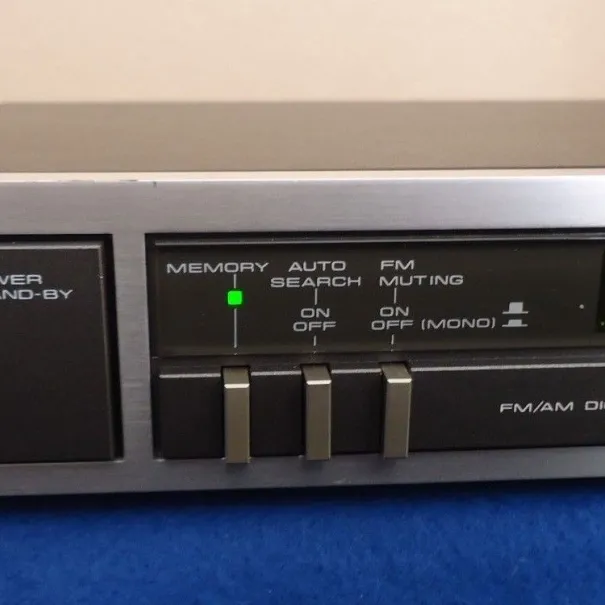 Pioneer TX-940 L Typ: Mono/Stereo-Tuner Abstimmbänder: FM, AM LW Abstimm-Skala: Digital silber - Bild 2 / 10