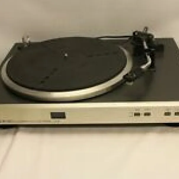 Plattenspieler ITT 9011 Direkt Drive Top Modell inkl. Adapter - Bild 1 / 10
