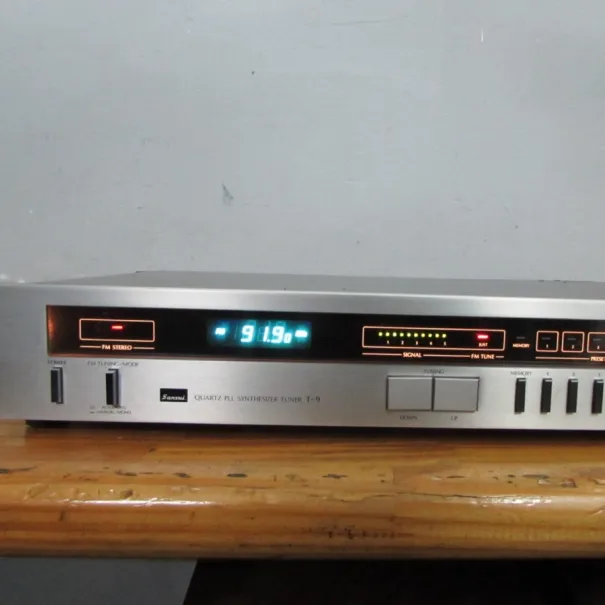 SANSUI   -   Hifi - Audio - TUNER ______ Tuner T - 9 Silber OVP - Bild 4 / 7