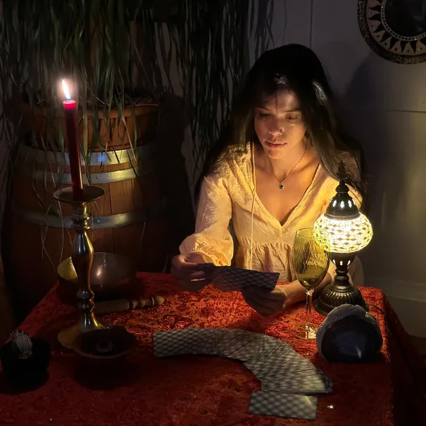 Tarotberatung – Perspektiven, Klarheit & Antworten - Bild 3 / 6