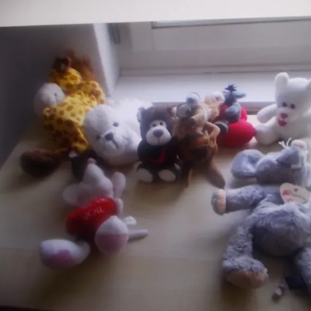 Verschidene Stofftiere - Bild 1 / 2