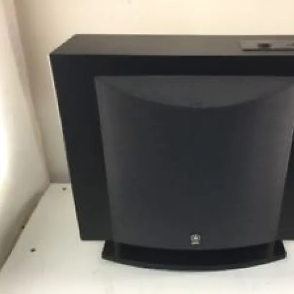 YAMAHA - AKTIV Woofer - FSW-100 70 Watt Slim, Elegant Design Energetic Bass Reproduction Powerful, Multi-Range Driver - Bild 2 / 12