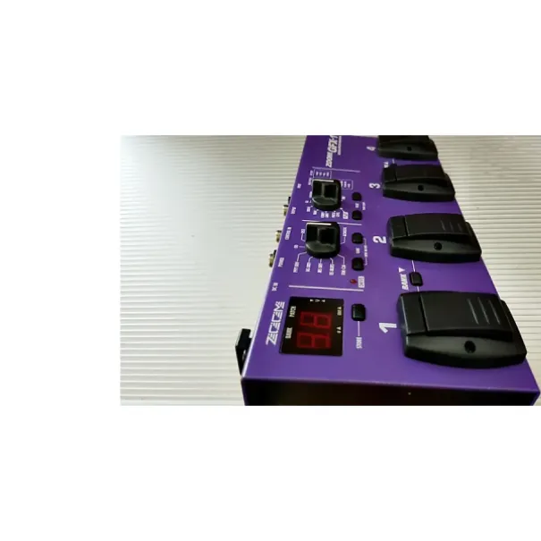 ZOOM GFX 1  Gitarre Effects Processor - Bild 4 / 12