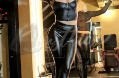 Domina Jolie - Nur mit Termin!