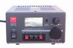 DIAMOND Neu OVP GSV - 500 Doppel Netz Trafo 6 Amp. Regulierbar 6-15 Volt m. Ziggaretten Stecker Anschluss