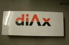 dIAX Damals dIAX Händler dann zu Sunrise NEUE Reklamentafel beidseitig beleuchtet