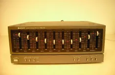 Hitachi - Equalizer - HEG-E2 - Verstärker HMA-G2 Reparaturen oder Ersatzteile -