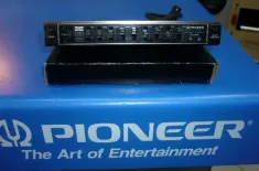 PIONEER - EQ-220 Equalizer Centrate System 8 Pol Anschluss