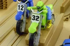 Rennbahn Motos HOT WHEEL
