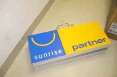SUNRISE - Leuchtreklametafel