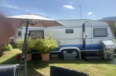 Wohnwagen auf Ganzjahresplatz ...